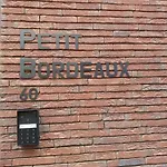 Petit Bordeaux